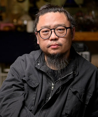 導(dǎo)演、攝影師郝大鵬